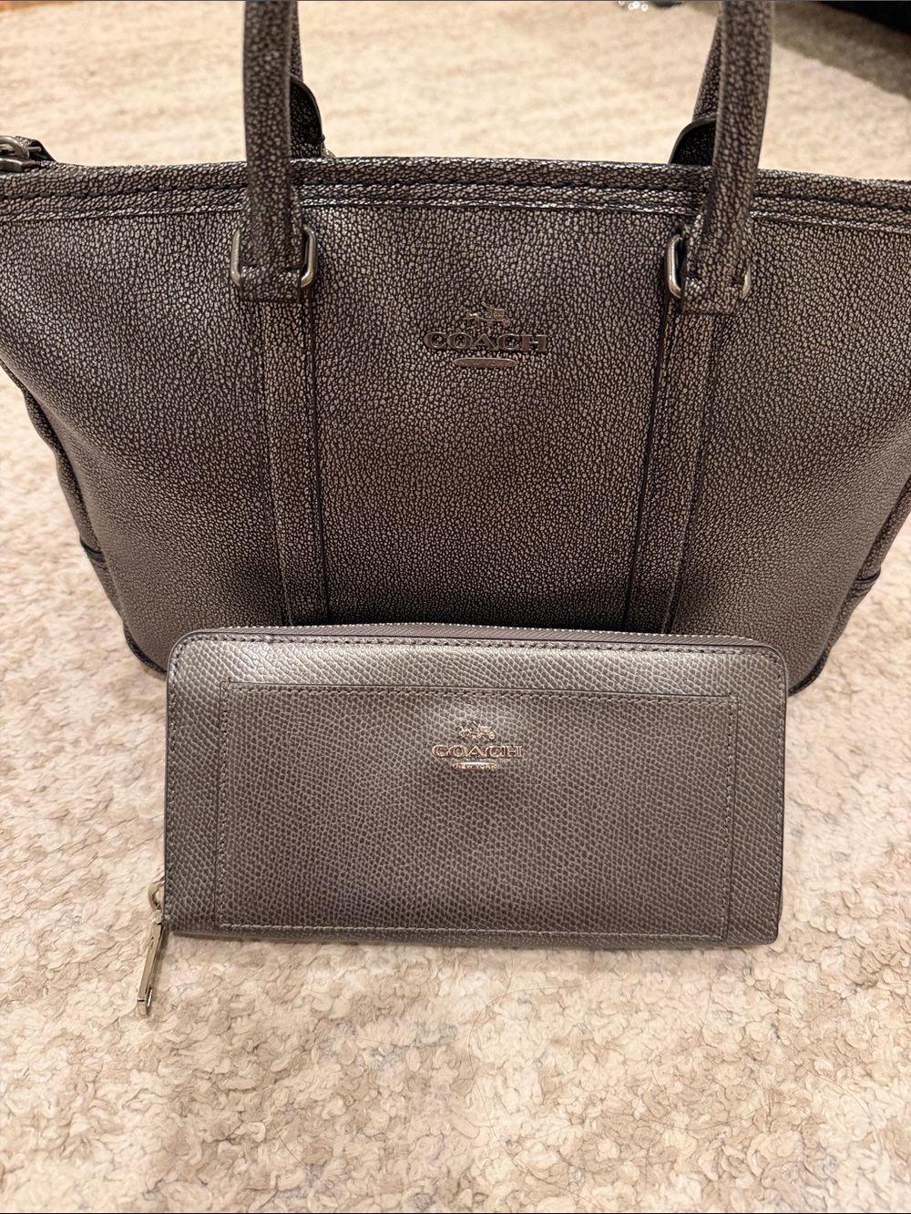 Coach bundle - Picture 2 of 16